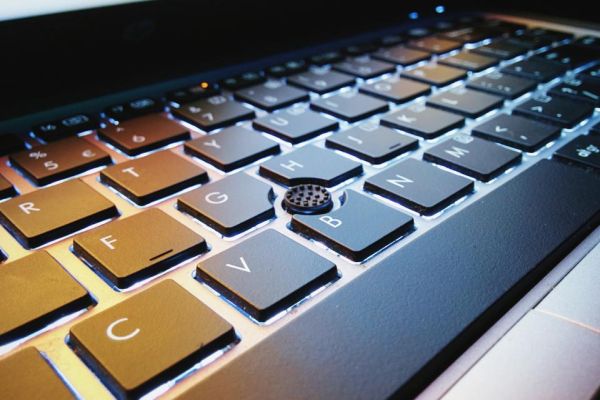 AI Translation Tools: How Accurate Are They?