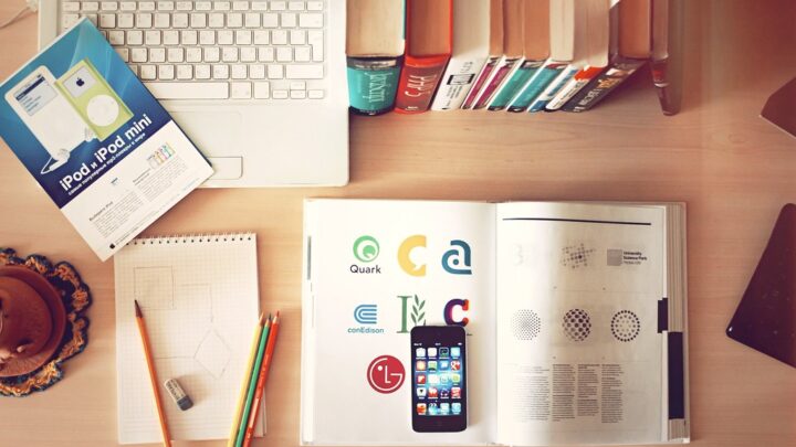 Best AI Writing Assistants for Bloggers in 2026