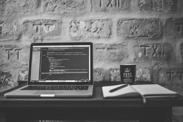 Generative AI vs Traditional AI: Key Differences